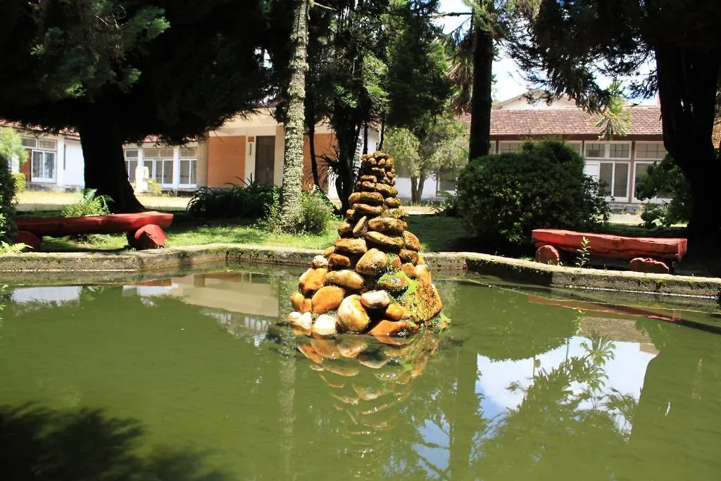 ***  Hotel Recanto Sao Cristovao - Proximo Ao Parque Tarundu Campos do Jordao Brazil