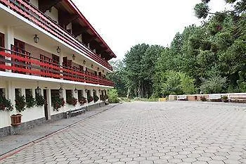 Hotel Recanto Sao Cristovao - Proximo Ao Parque Tarundu Campos do Jordao 3*,