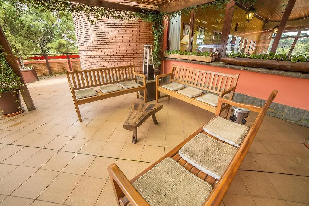 Hotel Recanto Sao Cristovao - Proximo Ao Parque Tarundu Campos do Jordao 3*,