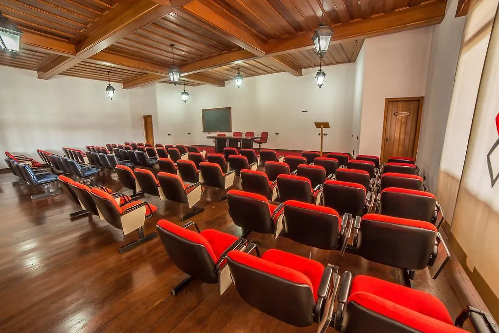 Hotel Recanto Sao Cristovao - Proximo Ao Parque Tarundu Campos do Jordao