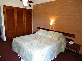 Hotel Recanto Sao Cristovao - Proximo Ao Parque Tarundu Campos do Jordao 3*,  Brazil
